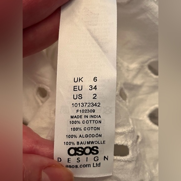 ASOS DESIGN White Eyelet Babydoll Trapeze Top Blouse Crop Womens Size 2 Festival - Picture 6 of 7